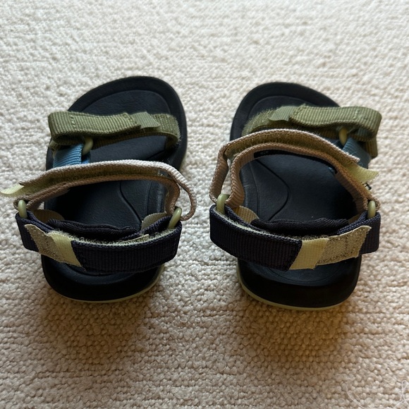 Teva Kids Hurricane XLT 2 Sandals - Picture 6 of 11